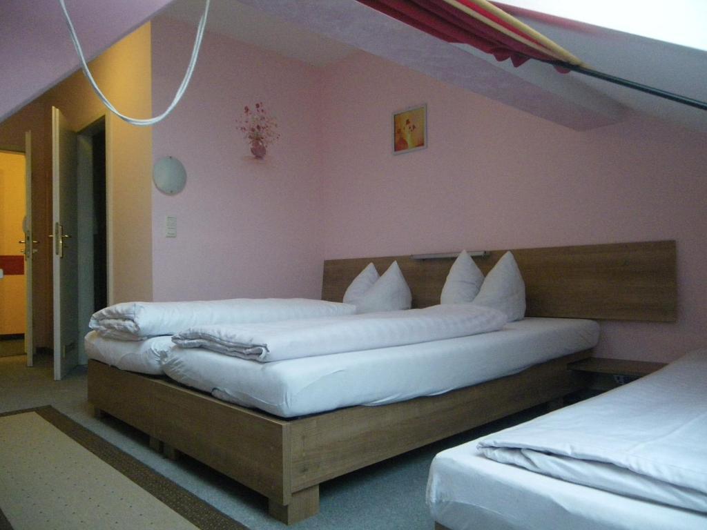 Hotel Amy Ratisbonne Extérieur photo