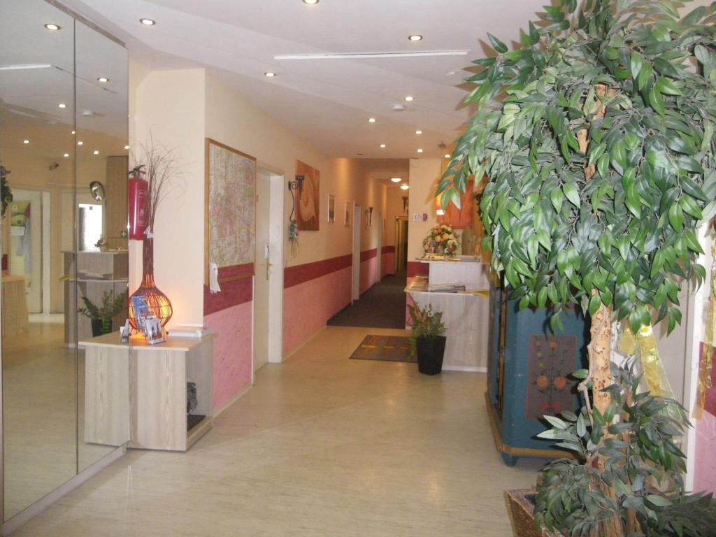 Hotel Amy Ratisbonne Extérieur photo
