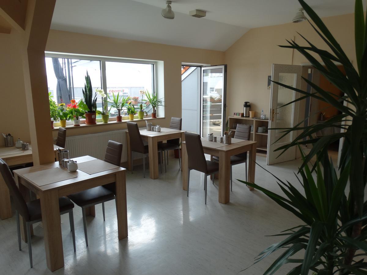 Hotel Amy Ratisbonne Extérieur photo